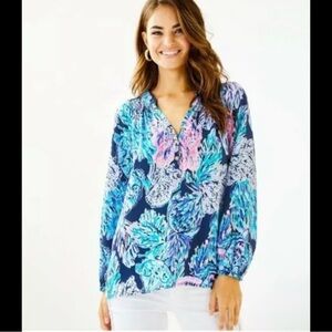 Lilly Pulitzer Elsa Silk Blouse Navy Blue Party in Paradise Size Medium Ret $158